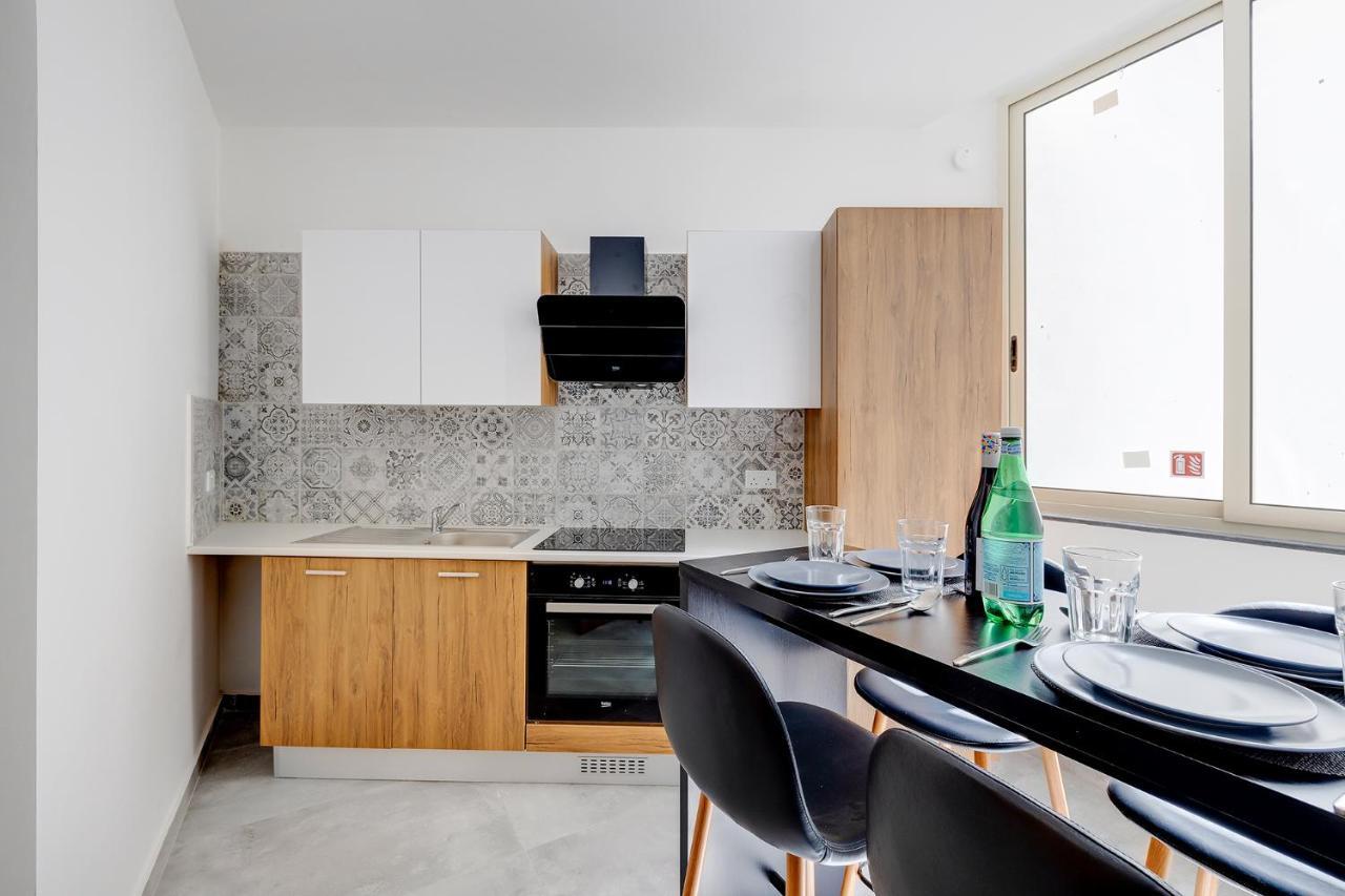 Perfect Location, Modern 2Br Apartment 슬리에마 외부 사진