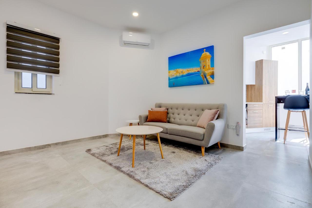 Perfect Location, Modern 2Br Apartment 슬리에마 외부 사진