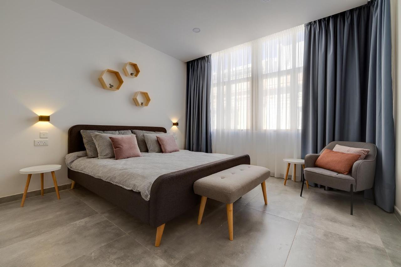 Perfect Location, Modern 2Br Apartment 슬리에마 외부 사진